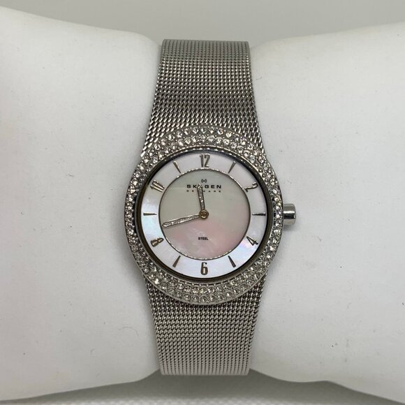Skagen 566XSSS Ultra Thin women watch 26mm all stainless Crystal Bezel running - Picture 1 of 8